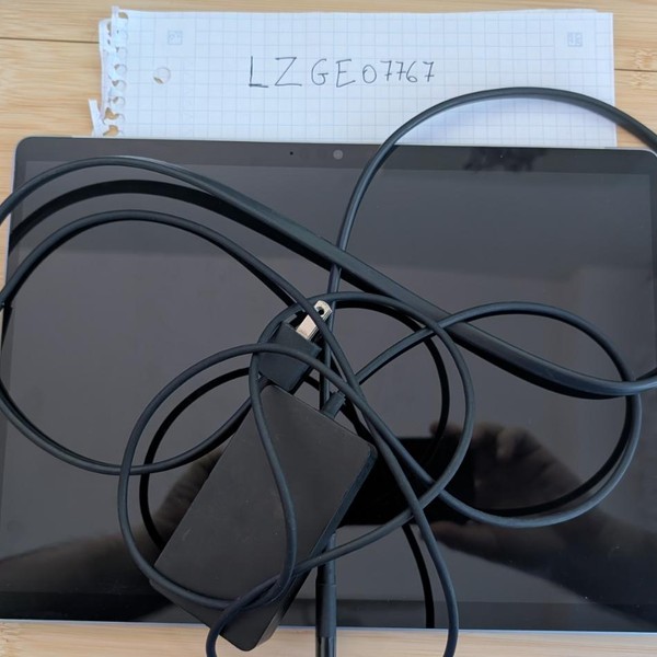 Microsoft Surface Pro 8 - 256 GB, Platinum, 16 GB, Intel Core i7