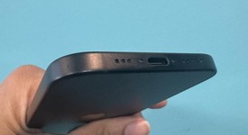 Mint
													Apple iPhone 15 - Unlocked, Black, 256 GB, A2846, photo 6 of 6