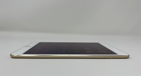 Good
													Apple iPad Mini 4 - Wi-Fi, Gold, 128 GB, photo 6 of 6