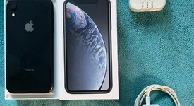 Mint
													Apple iPhone Xr - Unlocked, Black, 64 GB, A1984, photo 2 of 7