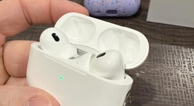 Used
													Apple AirPods Pro 2 - USB-C, photo 2 of 3