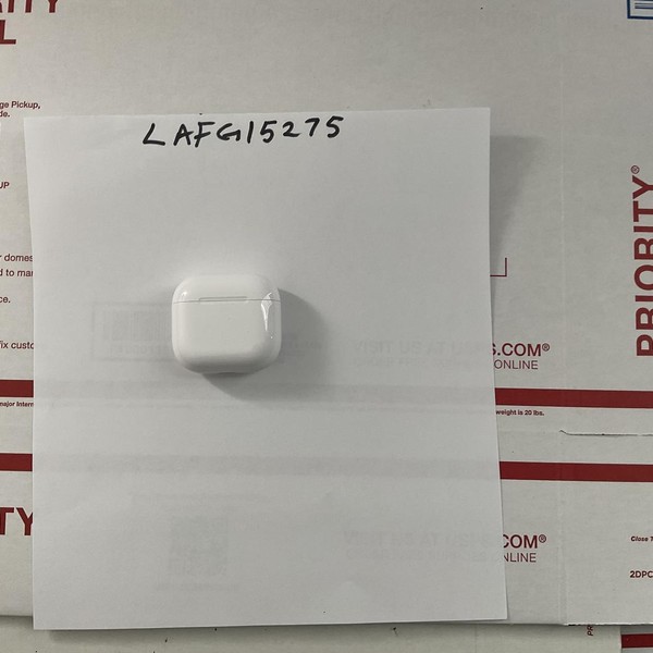 Apple AirPods (4th Gen) - Active Noise Cancellation