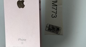 Fair
													Apple iPhone SE 1st Gen 2016 - Unlocked, Rose Gold, 64 GB, A1662, photo 3 of 7