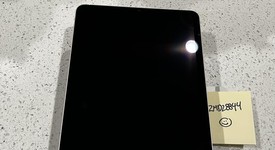 Good
													Apple iPad Air 5th Gen - Wi-Fi, Pink, 64 GB, A2588, photo 1 of 6