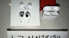 Used
													Apple AirPods Pro 2 - Lightning, photo 5 of 5