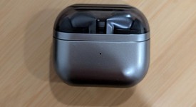 Used
													Samsung Galaxy Buds3 Pro - Silver, photo 2 of 6