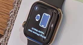 Mint
													Apple Watch Series 9 41mm - Unlocked, Gold, A2982 - Cellular, Stainless, photo 3 of 7