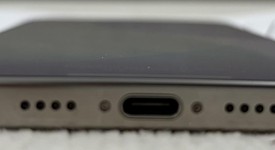 Mint
													Apple iPhone 16 Pro Max - Unlocked, Natural, 256 GB, A3084, photo 3 of 13