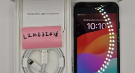 Mint
													Apple iPhone SE 3rd Gen 2022 - Unlocked, Midnight, 64 GB, A2595, photo 1 of 14