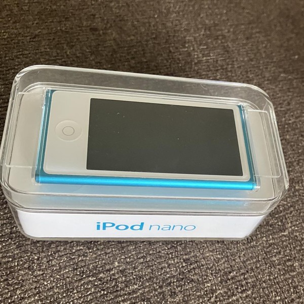 Apple iPod Nano 7th Gen 2015 - 16 GB, Blue