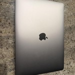 Good MacBook Pro 2022 - 13 inch - 256 GB, Silver, 8 GB, Apple M2