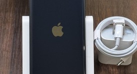 Mint
													Apple iPhone SE 3rd Gen 2022 - Unlocked, Midnight, 64 GB, A2595, photo 1 of 8