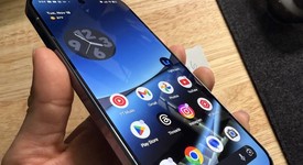 Mint
													Google Pixel 10 Pro XL - Unlocked, Moonstone, 256 GB, GUL82, photo 5 of 8