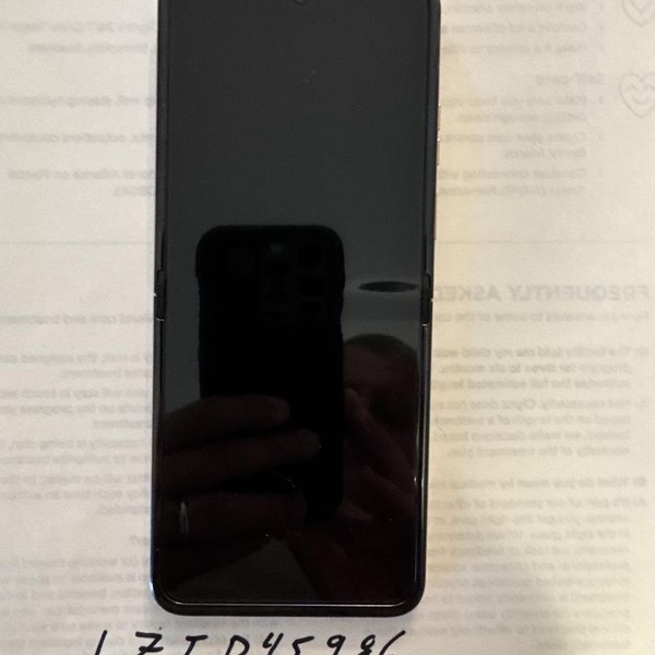 Motorola Razr Plus (2025) - T-Mobile, PANTONE Mocha Mousse, 256 GB, 12 GB