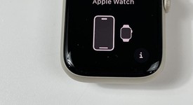 Mint
													Apple Watch SE 2nd Gen 44mm - Unlocked, Starlight, A2727 - Cellular, Aluminum, photo 2 of 8