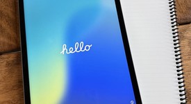 Mint
													Apple iPad 9th Gen - Unlocked, Gray, 64 GB, A2603, photo 4 of 8