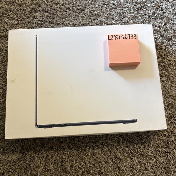 MacBook Air 2023 (M2) - 15 inch - 512 GB, Midnight, 8 GB, Apple M2