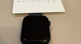 Good
													Apple Watch Series 8 45mm - Unlocked, Midnight, A2774 - Cellular, Aluminum, photo 4 of 11