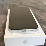 Mint Apple iPhone 16 - Unlocked, White, 128 GB, A3081