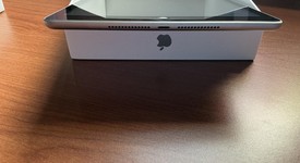 Mint
													Apple iPad 5th Gen - Wi-Fi, Gray, 32 GB, A1822, photo 3 of 13