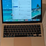 Good MacBook Air 2020 - 13 inch - 256 GB, Gold, 8 GB, Apple M1
