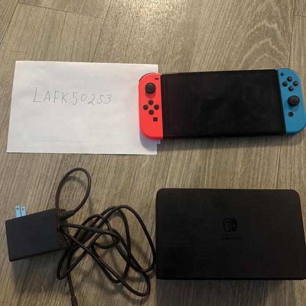 Nintendo Switch - OLED - 64 GB, Black, Super Smash Bros.