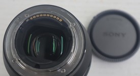 Good
													Sony 85mm F1.8-22 Medium-Telephoto Fixed Prime, photo 4 of 8