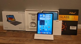 Mint
													Apple iPad 11th Gen - Wi-Fi, Blue, 128 GB, A3354, photo 1 of 11