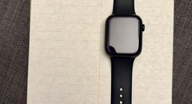 Mint
													Apple Watch Series 8 45mm - Midnight, A2771 - GPS, Aluminum, photo 1 of 10