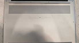 Mint
													Asus Zenbook, photo 1 of 9