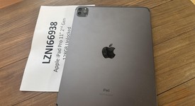 Good
													Apple iPad Pro 11" 2nd Gen 2020 - Unlocked, Gray, 128 GB, A2068, photo 6 of 6