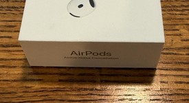 New
													Apple AirPods 4th Gen - Active Noise Cancellation, photo 3 of 4