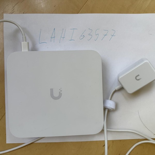 UniFi Cloud Gateway Ultra