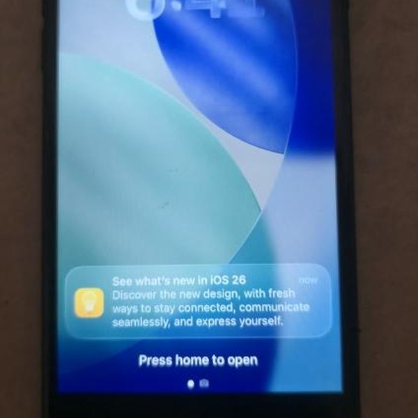 Apple iPhone SE 3rd Gen 2022 - Unlocked, 64 GB, Midnight, A2595