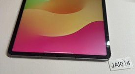 Fair
													Apple iPad Pro 12.9" 6th Gen 2022 - Unlocked, Gray, 128 GB, photo 2 of 7