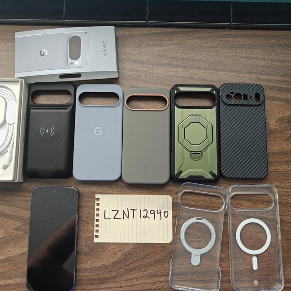 Google Pixel 10 Pro XL - Unlocked, 256 GB, Moonstone, GUL82