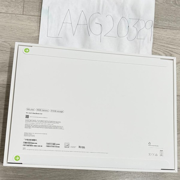 MacBook Air 2025 (M4) - 15 inch - Apple M4, Midnight, 512 GB, 16 GB