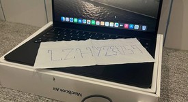 Mint
													MacBook Air 2025 (M4) - 13" - Apple M4, Midnight, 1 TB, 16 GB, photo 1 of 8