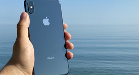 Mint
													Apple iPhone Xs Max - Verizon, Gray, 64 GB, A1921, photo 3 of 9