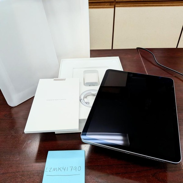 Apple iPad Air 11 inch (M3) 2025 - Wi-Fi, 128 GB, Gray, A3266