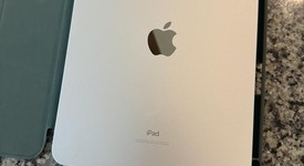 Good
													Apple iPad 10th Gen - Wi-Fi, Silver, 64 GB, A2696, photo 4 of 9