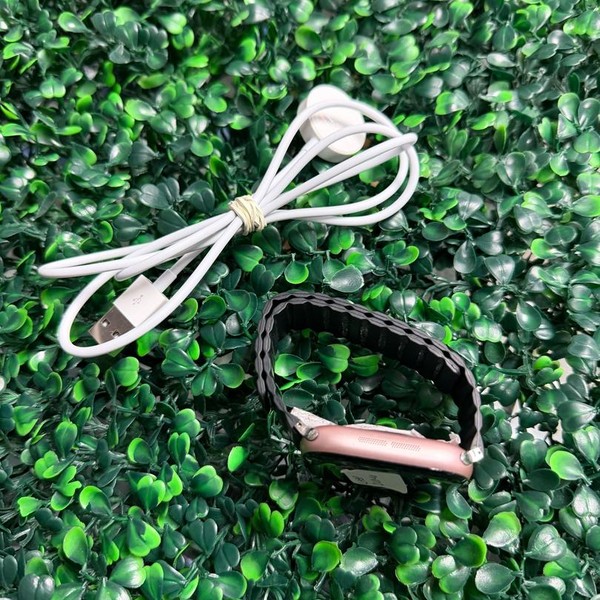 Apple Watch Series 10 46mm - Rose Gold, A2999 - GPS, Aluminum