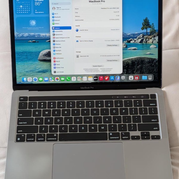 MacBook Pro 2020 - 13 inch - 256 GB, Gray, 8 GB, Apple M1