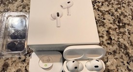 Used
													Apple AirPods Pro 2 - USB-C, photo 5 of 9