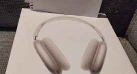 New
													Apple AirPods Max USB-C - Starlight, photo 2 of 4