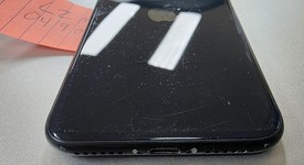 Fair
													Apple iPhone SE 3rd Gen 2022 - Unlocked, Midnight, 128 GB, A2595, photo 4 of 6