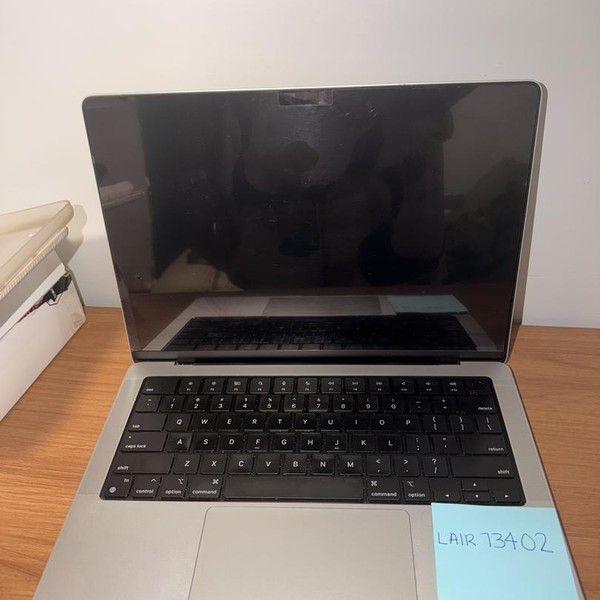 MacBook Pro 2021 - 14 inch - 1 TB, Silver, 16 GB, Apple M1 Pro 10-core