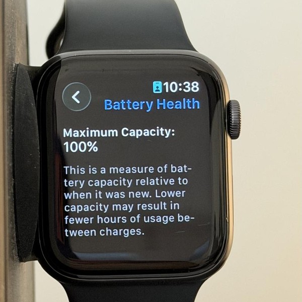 Apple Watch Series 6 44mm - Unlocked, Gray, A2294 - Cellular, Aluminum