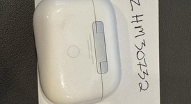 Used
													Apple AirPods Pro 1st Gen - MagSafe Case, photo 2 of 3