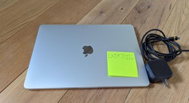 Good
													MacBook Pro 2017 (No Touch Bar) - 13" - I7, Silver, 256 GB, 16 GB, photo 6 of 6